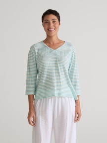 3/4 Slv Tuck Front Top by Cut Loose