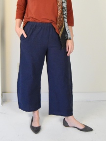 Barrel Crop Pant by Cut Loose