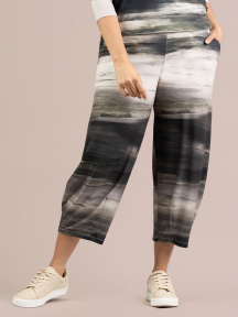 Narrow Lantern Pant Print by Sympli