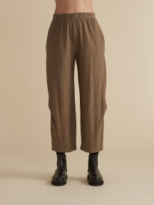 Tuck Pant with Pockets by Cut Loose