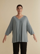 Osize V-Neck by Cut Loose