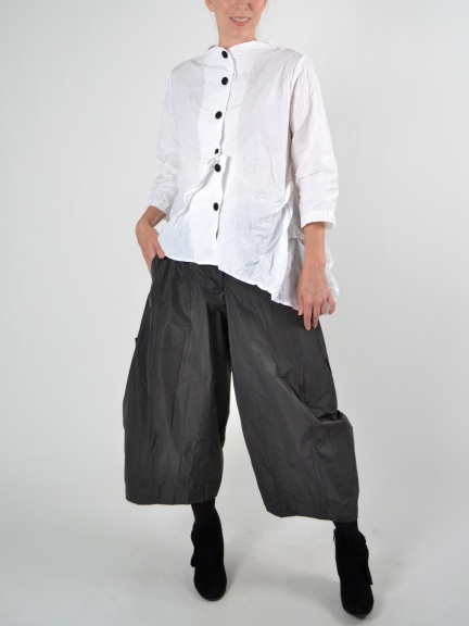 2 Pocket Pants by Sun Kim at Hello Boutique
