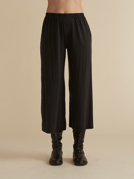 Cropped Pant by Cut Loose