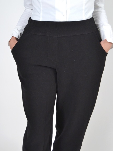 Narrow Trousers by Grizas