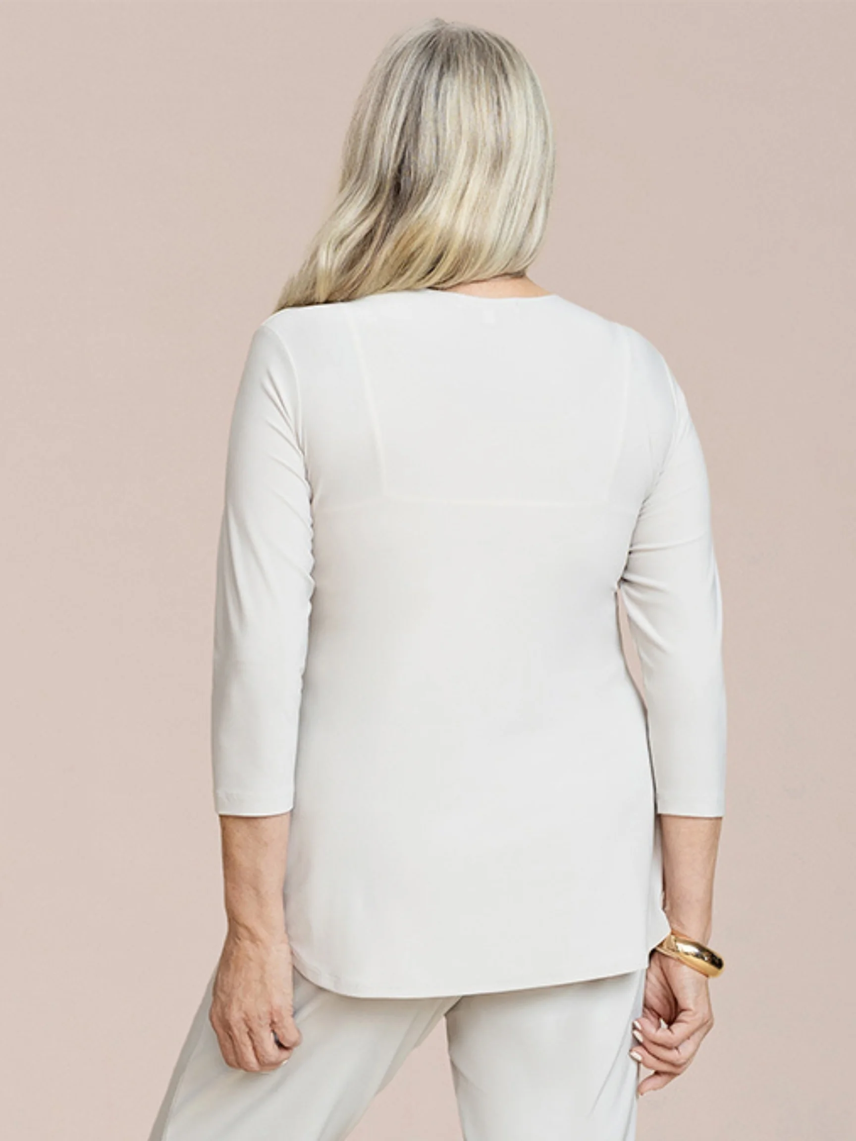 3/4 Slv Soft V-Neck Top in Cashew