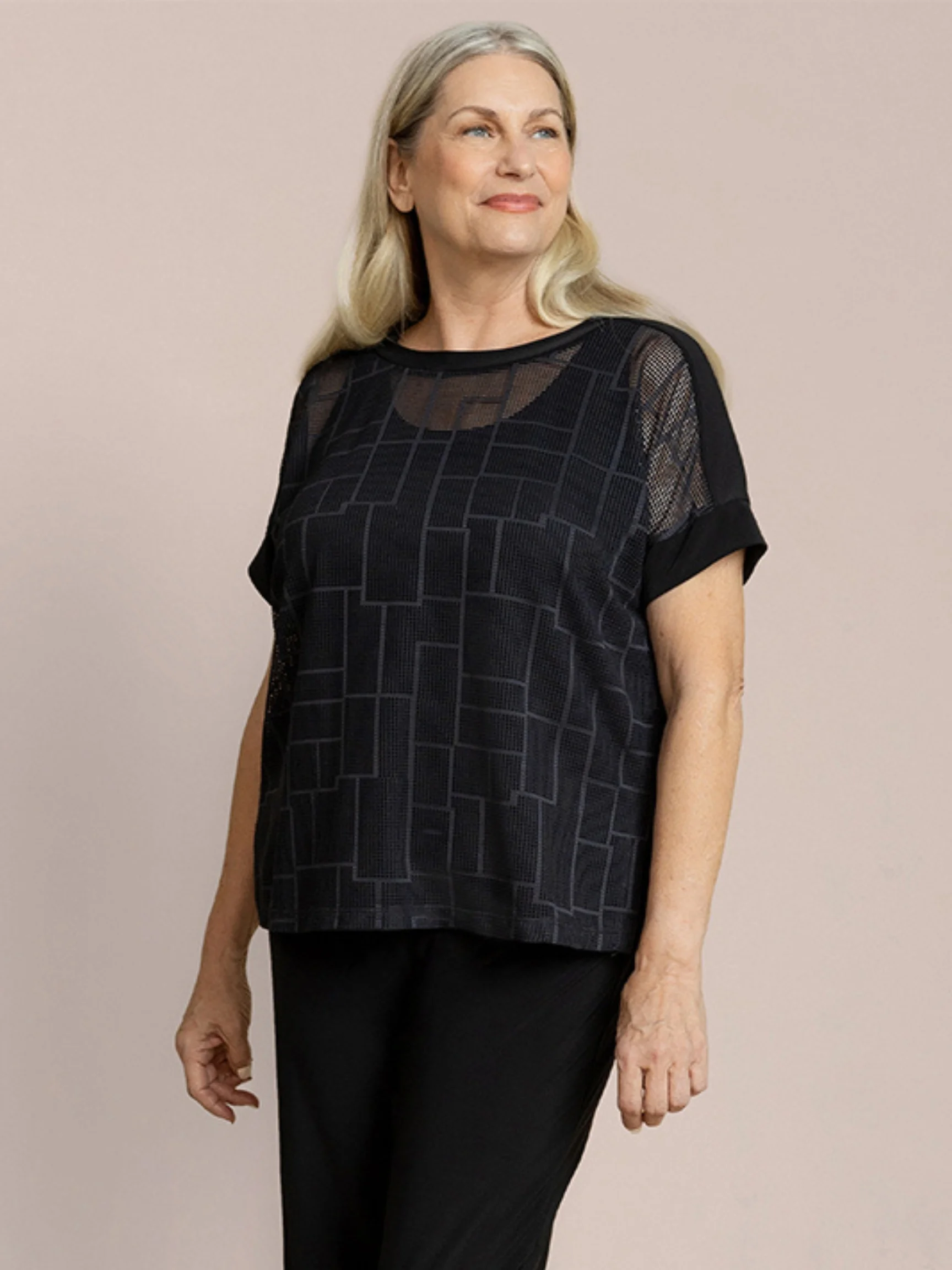 Honeycomb Mesh Boxy T in Black