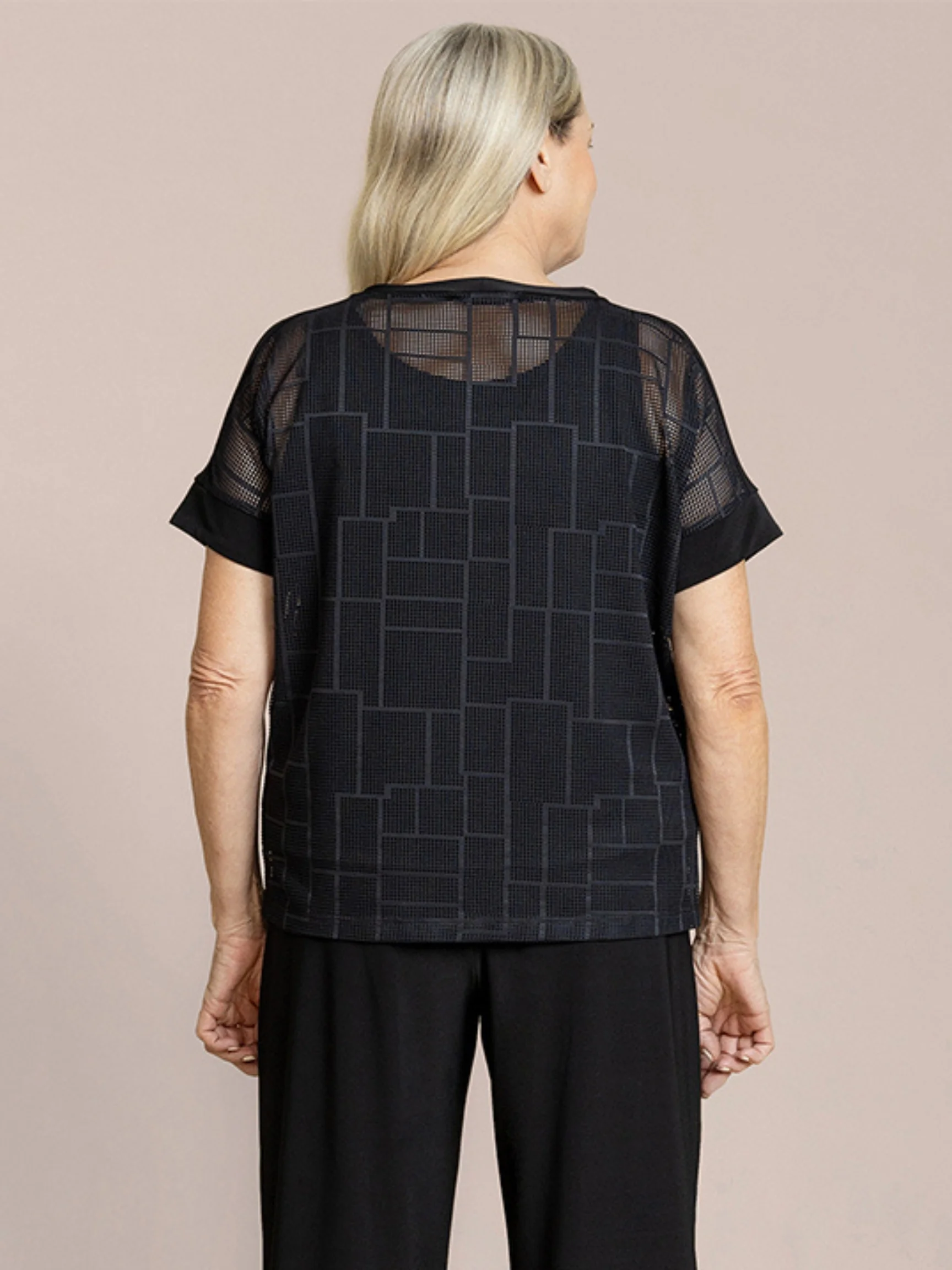 Honeycomb Mesh Boxy T in Black