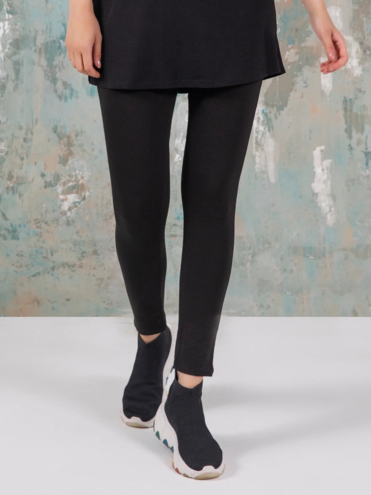 Jenna Legging in Black Tencel