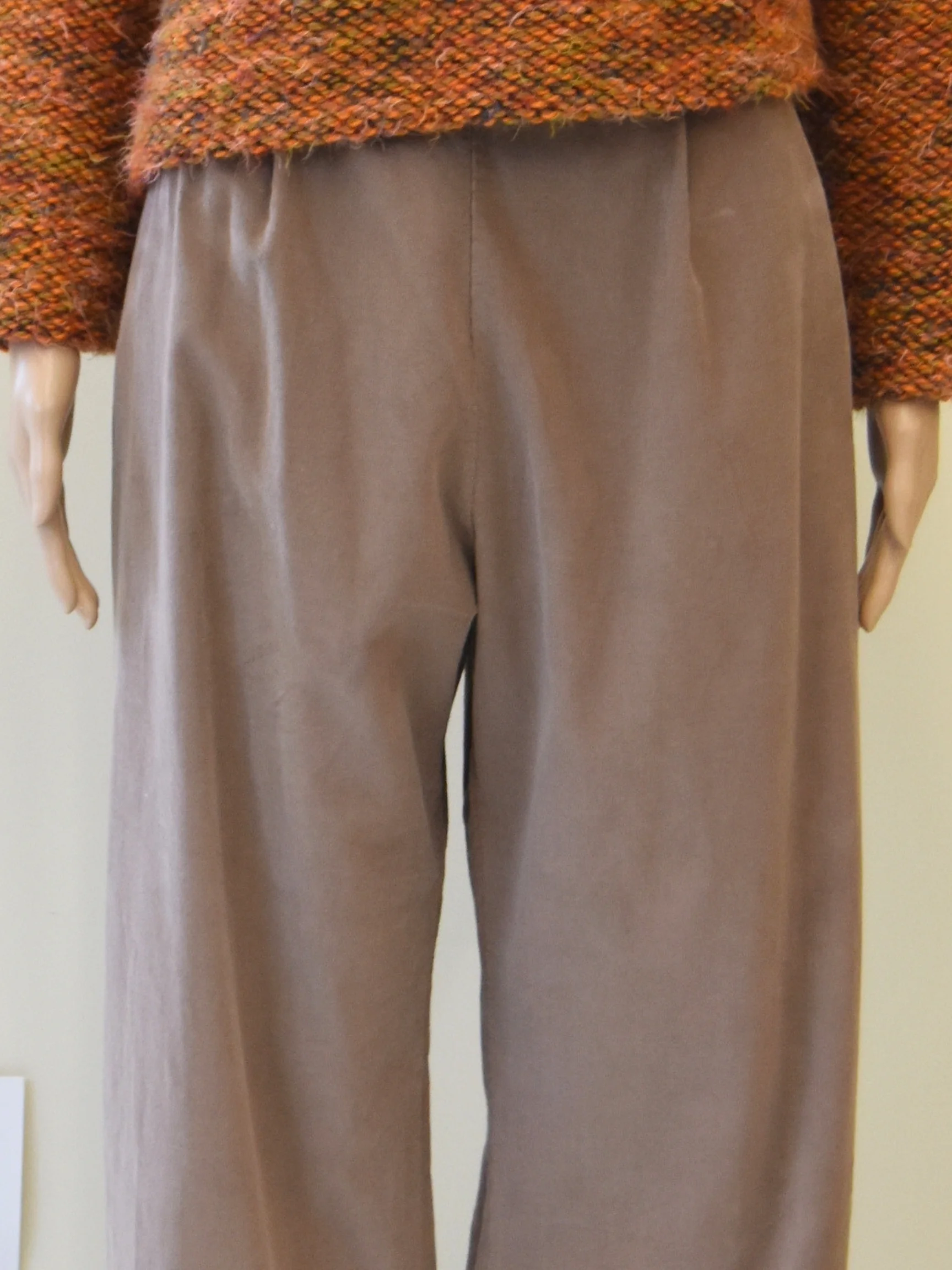 Pleated Pant in Lune