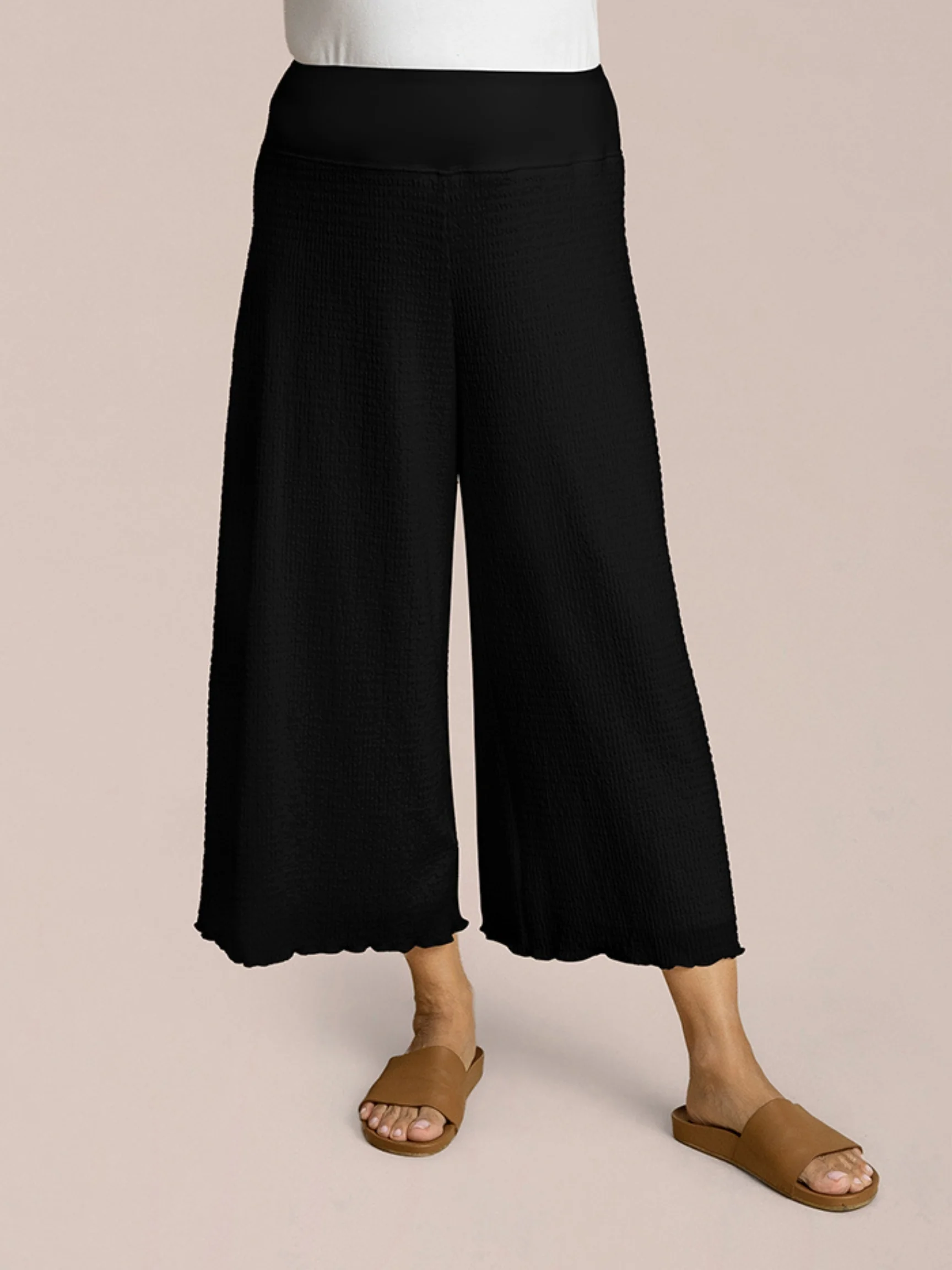 Pop Wide Capri in Black