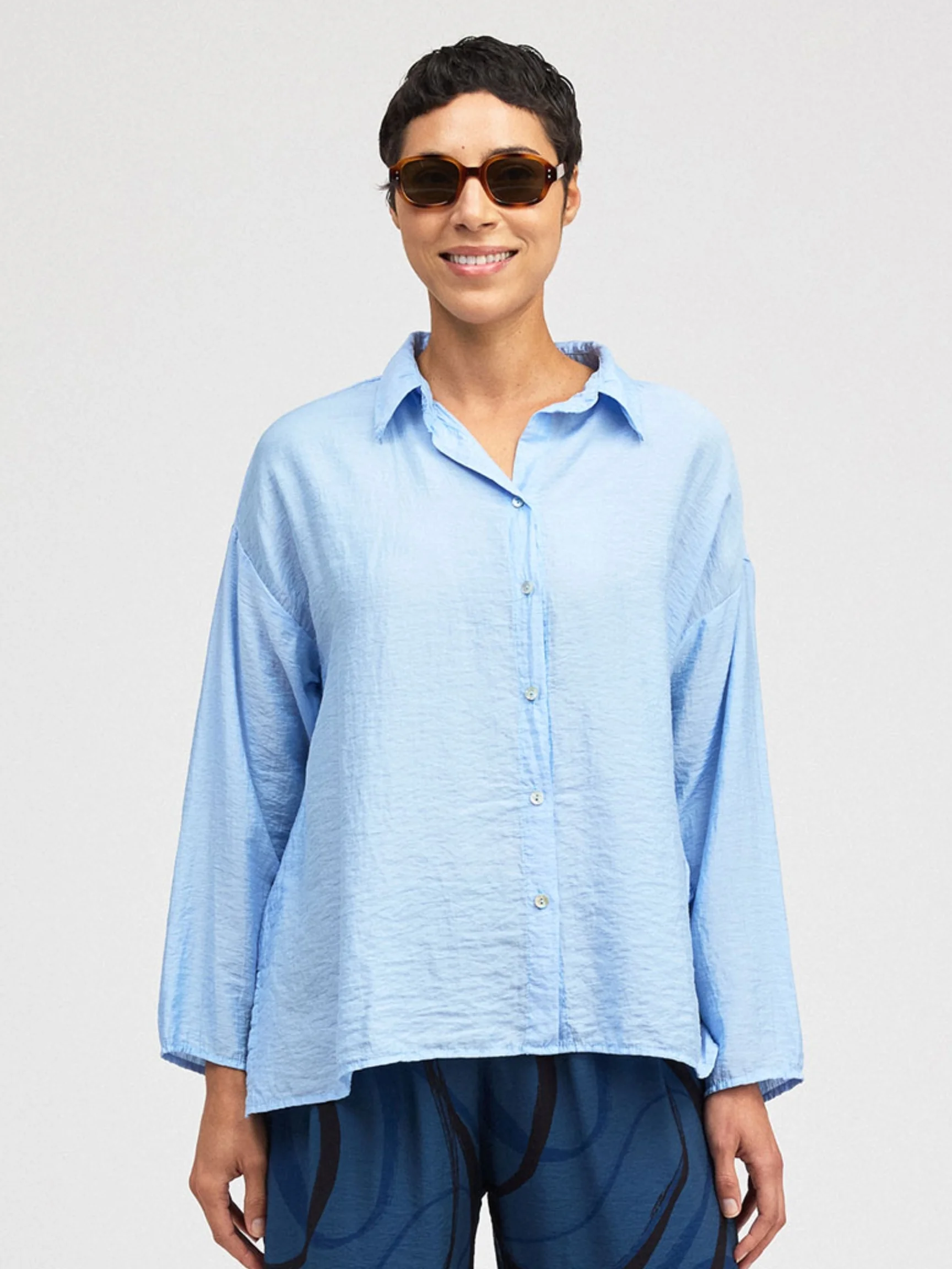 Swing Shirt in Bellflower